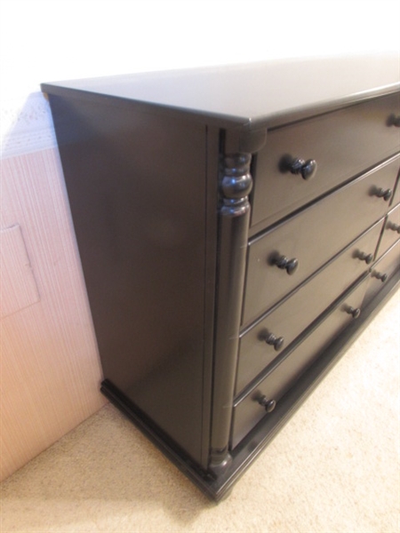 8 DRAWER DRESSER
