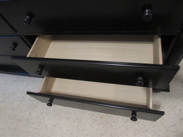 8 DRAWER DRESSER