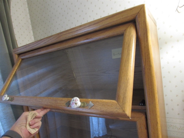 BARRISTER CABINET