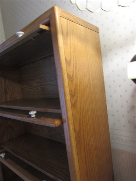 BARRISTER CABINET
