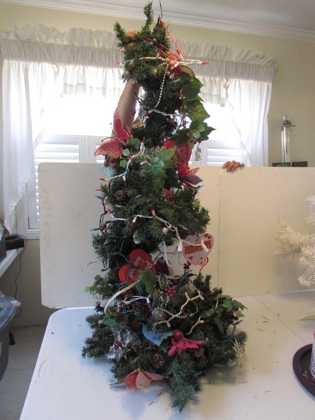 4' WHITE CHRISTMAS TREE, HANGING TREE W/LIGHTS, TINS, ETC