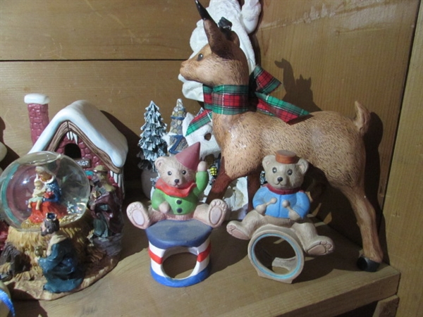 CHRISTMAS VILLAGE HOUSES, ETC