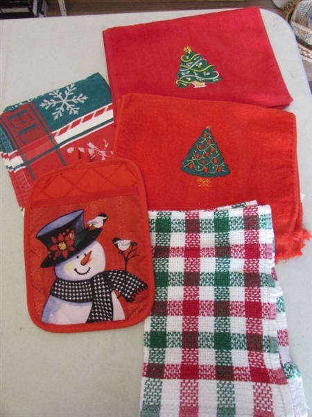 7' CHRISTMAS TREE, TREE SKIRTS & MORE