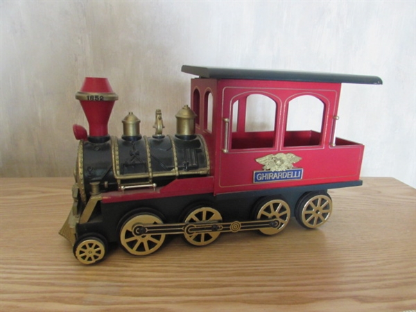 ANIMATED MUSICAL CHRISTMAS TRAIN