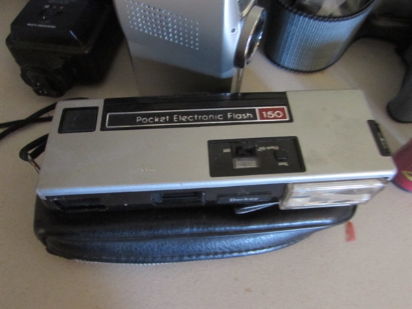 VINTAGE CAMCORDER, POCKET CAMERA & CAMERA ACCESSORIES