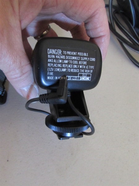 VINTAGE CAMCORDER, POCKET CAMERA & CAMERA ACCESSORIES