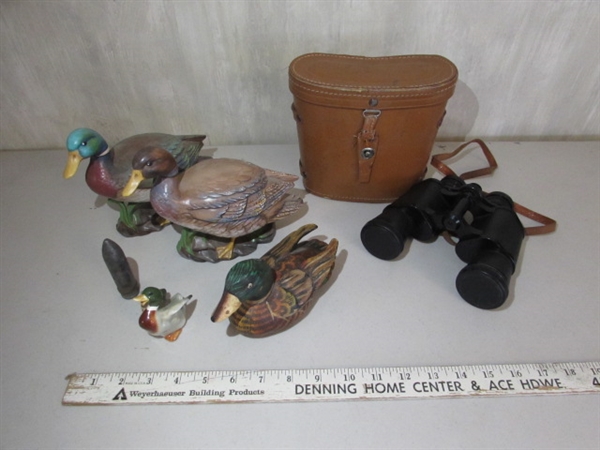 VINTAGE BINOCULARS & DUCK DECOR