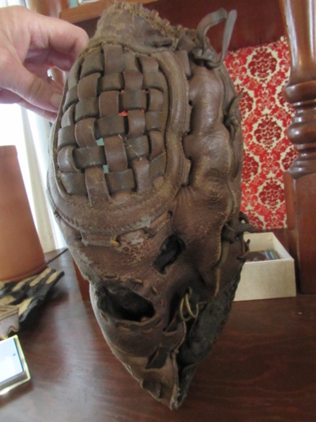 VINTAGE BASEBALLS, SOFTBALL, MIT, GLOVE & MORE