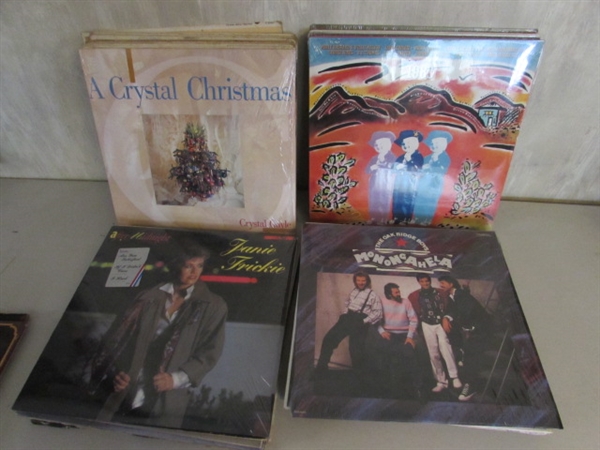 50+ VINTAGE RECORD ALBUMS
