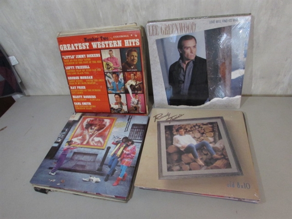 50+ VINTAGE RECORD ALBUMS