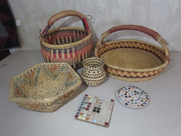 BASKETS & MOSAIC COASTERS