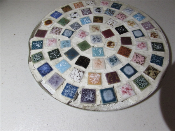 BASKETS & MOSAIC COASTERS