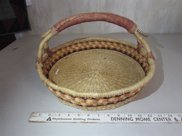 BASKETS & MOSAIC COASTERS