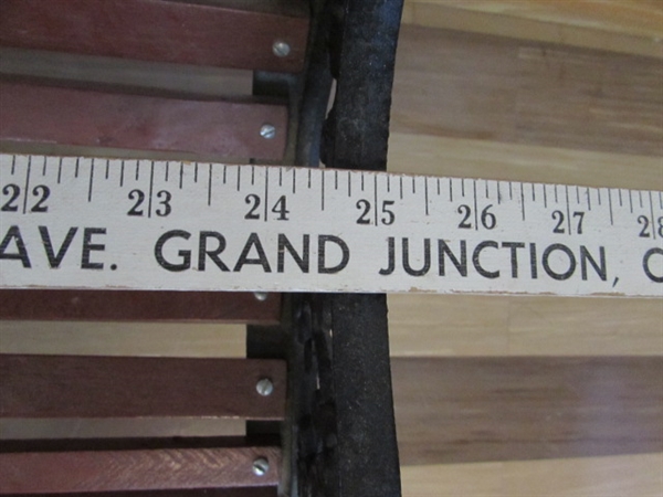 DECORATIVE WROUGHT IRON & WOOD BENCH