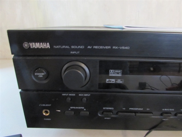 YAMAHA AV RECEIVER