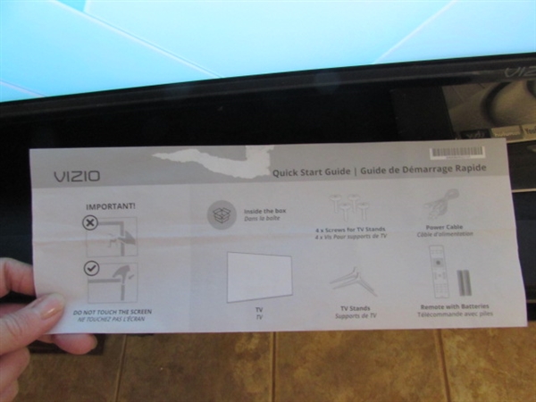 VIZIO 50 LED UHDTV W/ TV STAND & CONSOLE