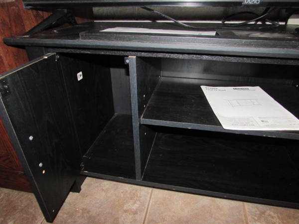 VIZIO 50 LED UHDTV W/ TV STAND & CONSOLE