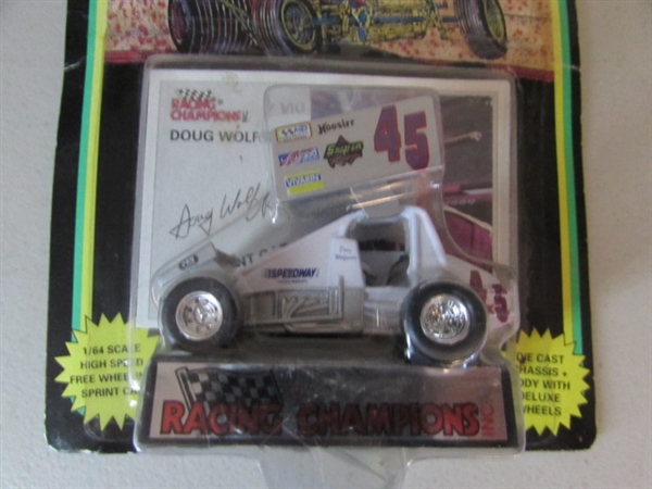 2 WORLD OF OUTLAWS DIECAST CARS