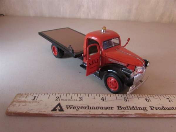 1932 FORD COUPE, 1941 CHEVY FLATBED & 1932 RFD MODEL CARS