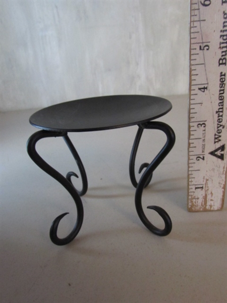 2 BLACK METAL CHAMBER OIL LAMPS, METAL PEDESTAL BOWL & CANDLE HOLDERS