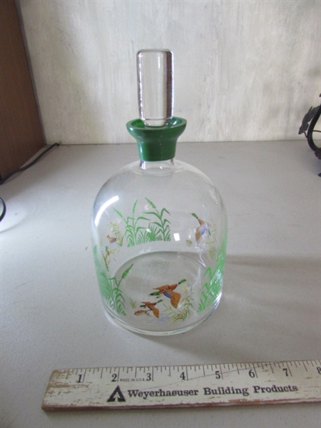 VINTAGE ITALIAN TUONI & CANEPA ONE GALLON DECANTER, WROUGHT IRON WINE DISPENSER & DUCKS DECANTER