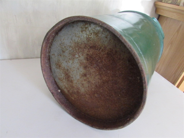 ALTA METAL GREEN MILK CAN