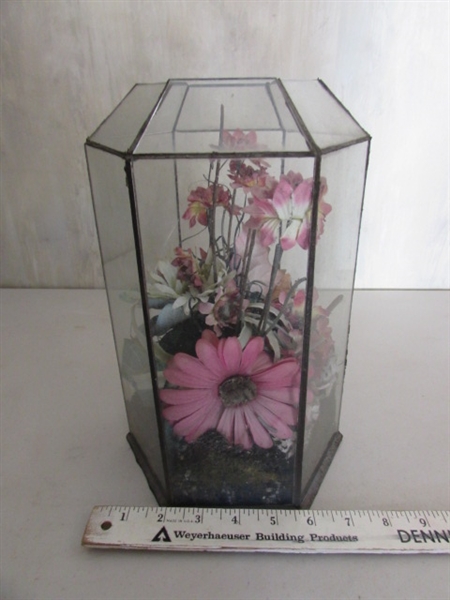 SMALL GLASS TERRARIUM AND IRON DECOR