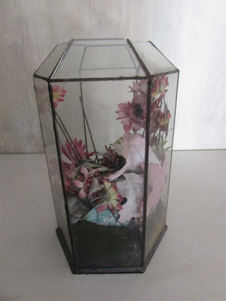 SMALL GLASS TERRARIUM AND IRON DECOR