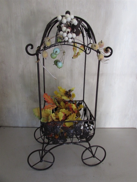 SMALL GLASS TERRARIUM AND IRON DECOR