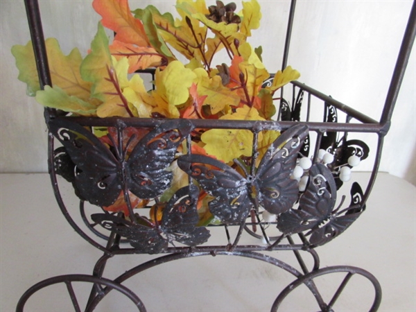SMALL GLASS TERRARIUM AND IRON DECOR