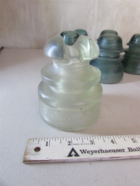 8 GLASS INSULATORS