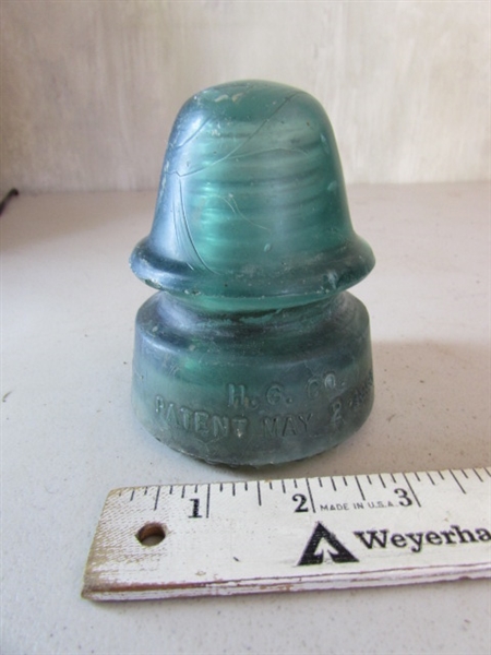 8 GLASS INSULATORS