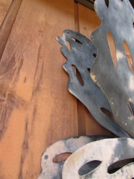 OUTDOOR METAL DRAGONFLY & BUTTERFLY WALL ART