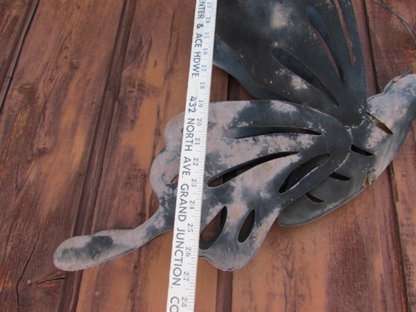 OUTDOOR METAL DRAGONFLY & BUTTERFLY WALL ART