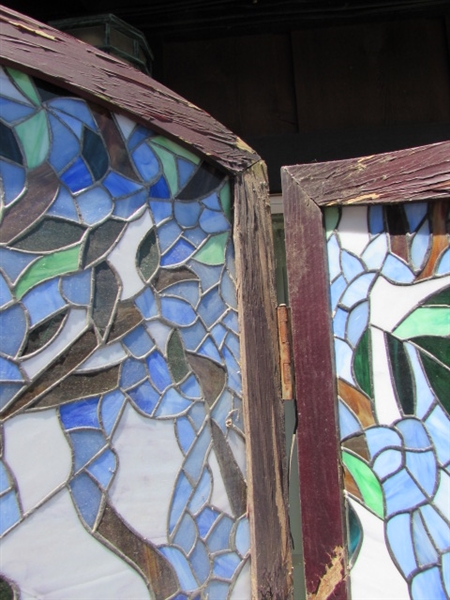 3 PANEL STAINED GLASS DIVIDER