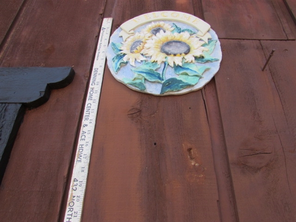 COLLECTION OF OUTDOOR WALL ART