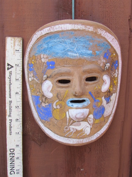 COLLECTION OF OUTDOOR WALL ART