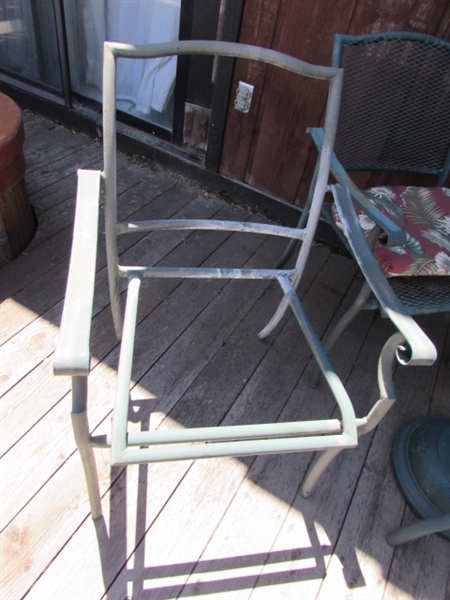 PATIO TABLE & CHAIRS