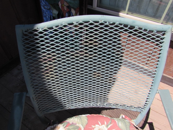 PATIO TABLE & CHAIRS