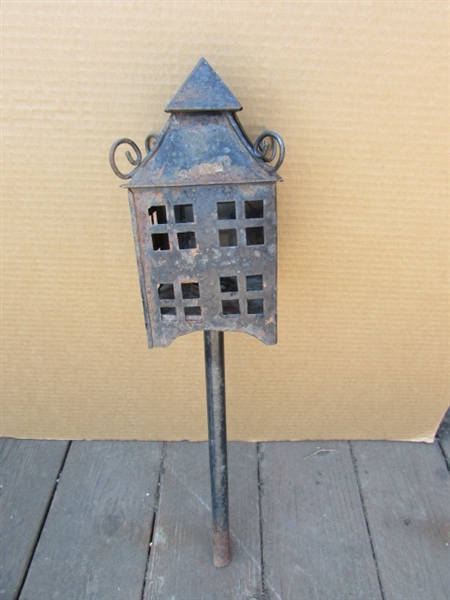 RUSTIC METAL WINDMILL & LIGHT STAKE
