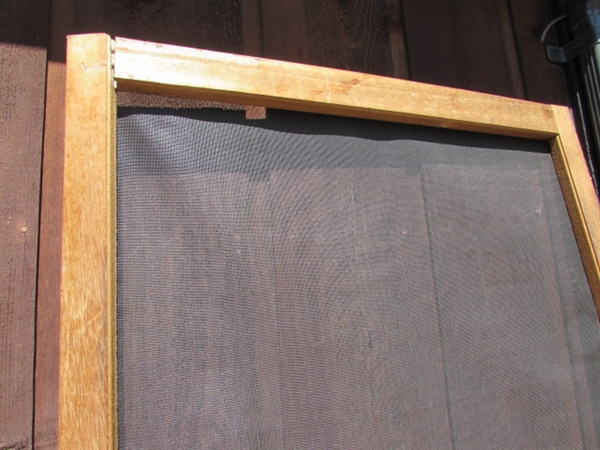WOOD SCREEN DOOR