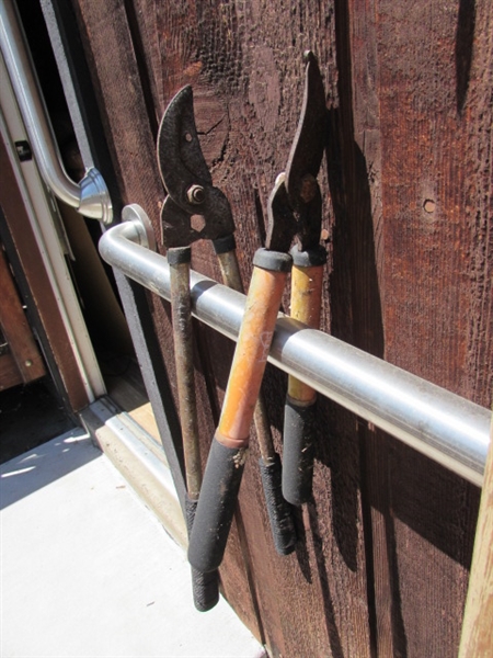 ASSORTED GARDENING & YARD EQUIPMENT