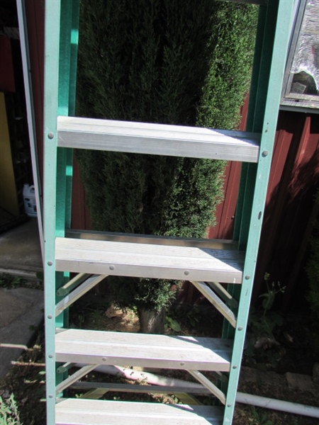 8 FT' LADDER