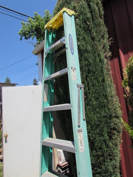 8 FT' LADDER