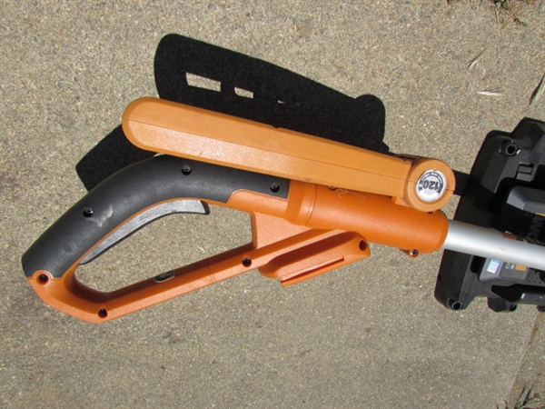 GAS & BATTERY TRIMMERS & BLOWERS