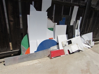 ALUMINUM PIECES & SCRAP
