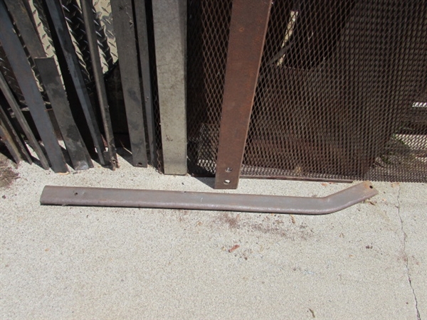 ASSORTED METAL SCRAP