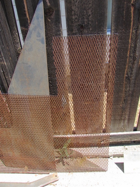ASSORTED METAL SCRAP