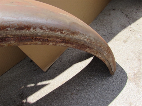 2 STEEL FENDERS FOR TANDEM AXLE TRAILER