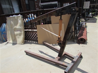HEAVY DUTY HYDRAULIC ENGINE HOIST